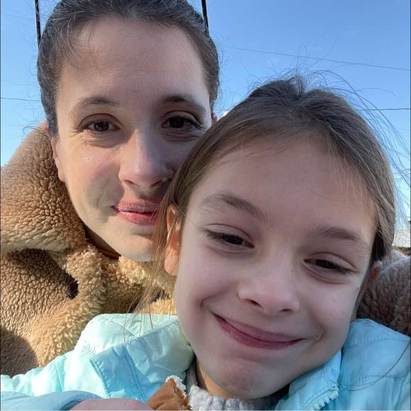 Meet your Posher, Lauren - Picture 1 of 1